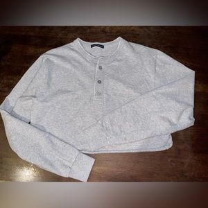 Brandy Melville long sleeve light grey top